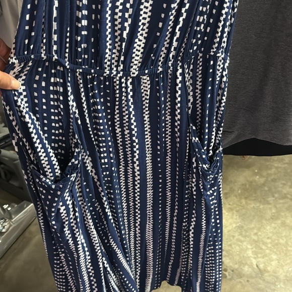 Cabi. Size Large - Picture 2 of 3